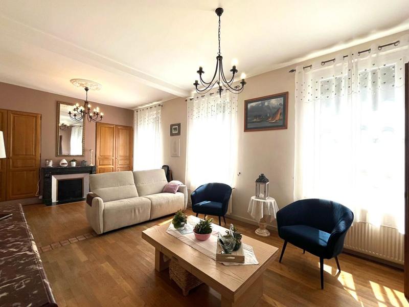 Maison - 155 m² - 6 pièces