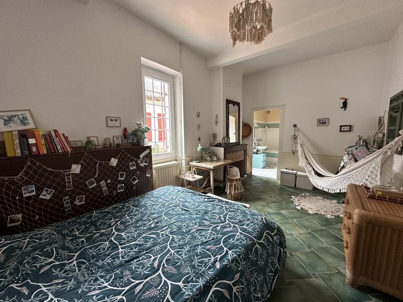 Château - 461 m² - 15 pièces