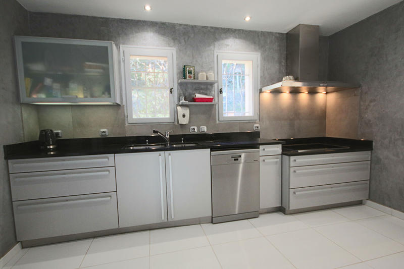 Maison - 170 m² - 5 pièces