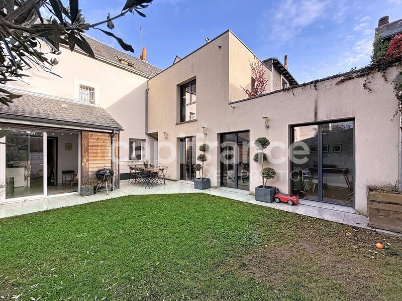 Maison de ville - 156 m² - 7 pièces