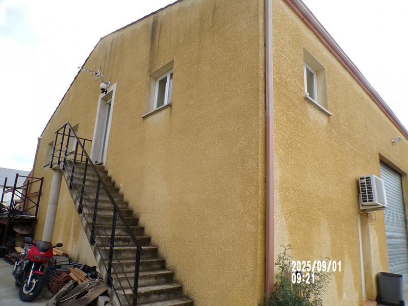 Parking / Garage - 290 m²