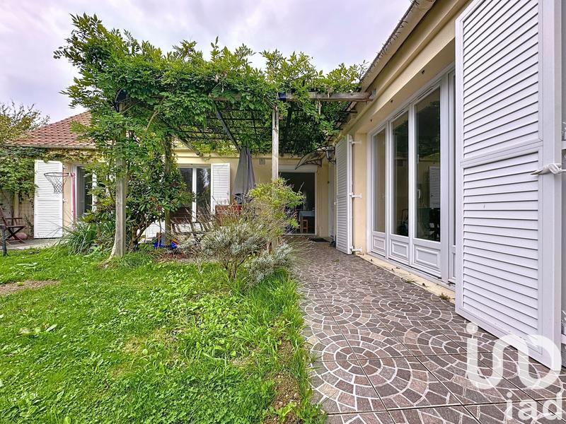 Maison - 127 m² - 6 pièces