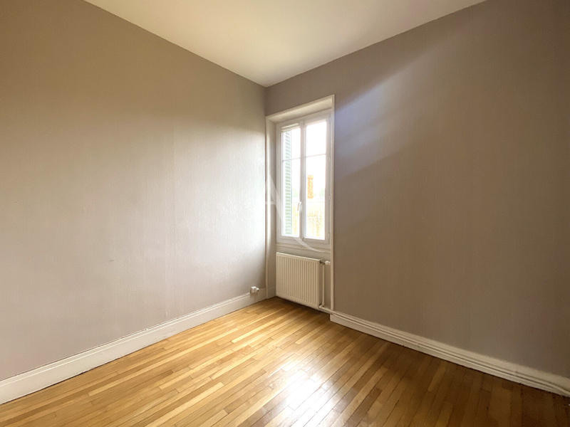 Maison - 146 m² - 7 pièces