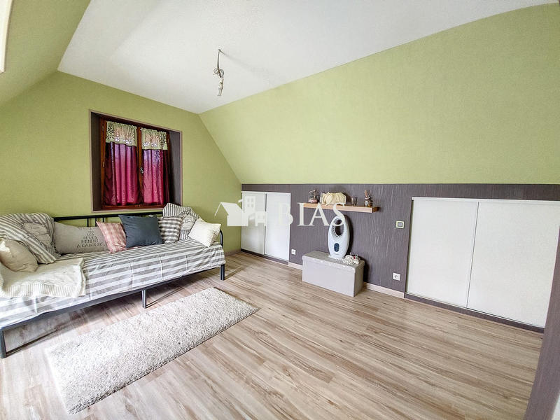 Maison traditionnelle - 127 m² - 5 pièces