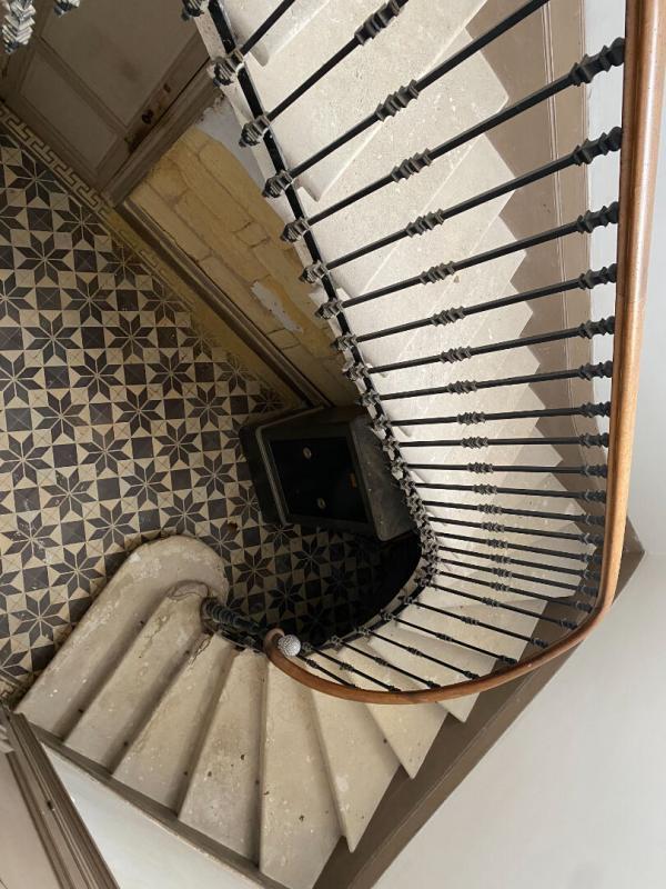 Demeure - 2 500 m² - 1 pièce