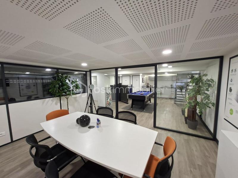 Local commercial - 78 m² - 4 pièces