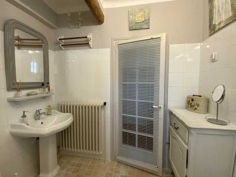 Appartement - 79 m² - 2 pièces