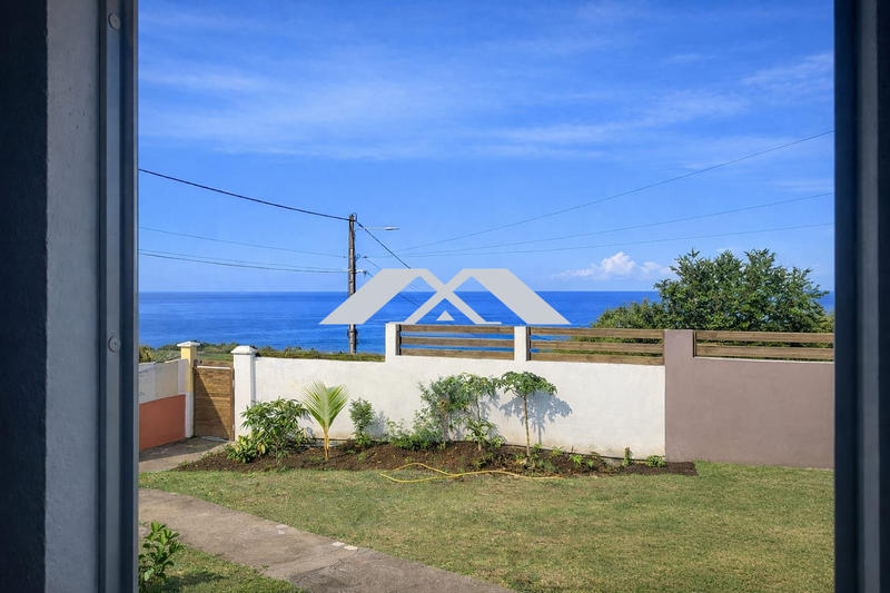 Maison - 104 m² - 5 pièces