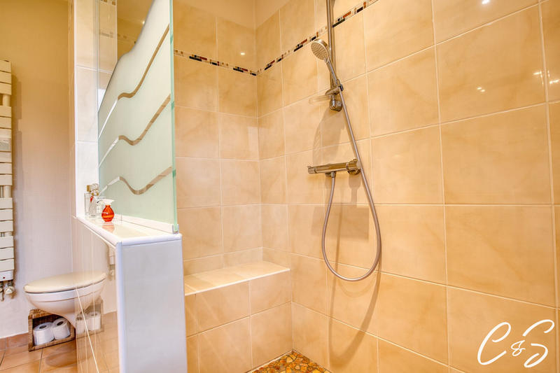 Maison ancienne - 208 m² - 6 pièces