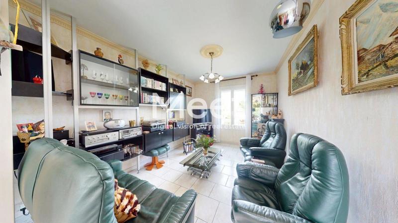 Pavillon - 130 m² - 7 pièces