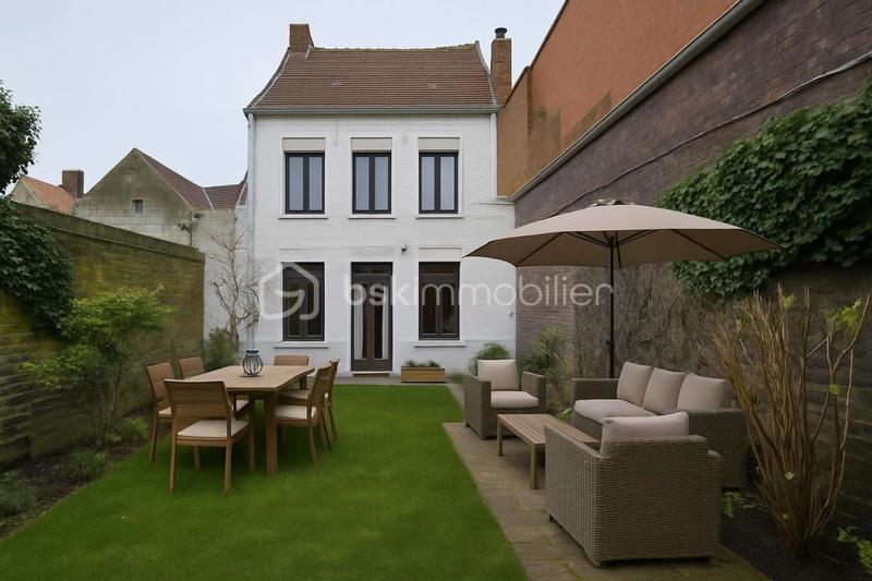 Maison de maîtres - 268 m² - 8 pièces