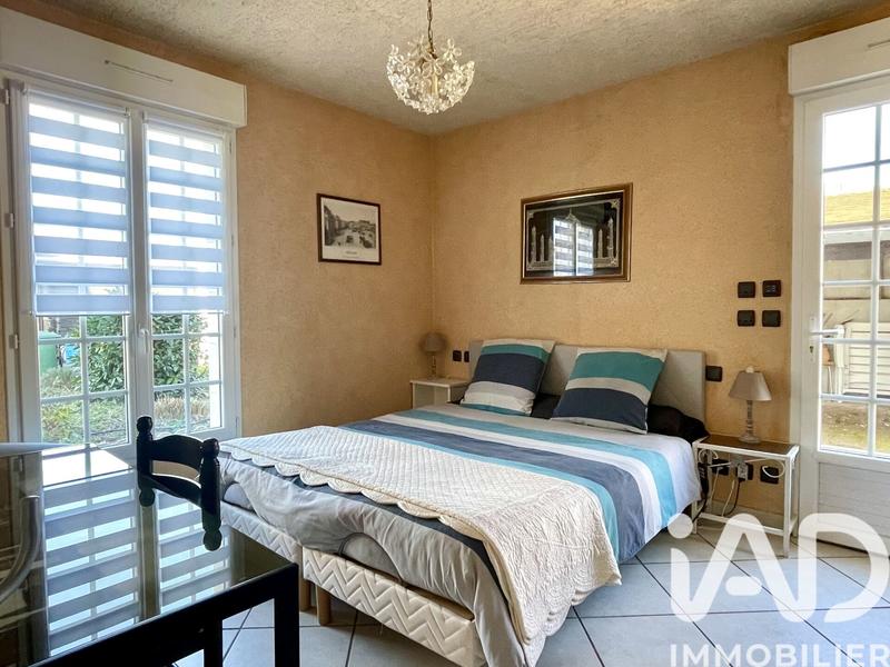 Maison - 184 m² - 7 pièces