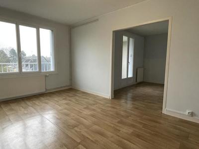 Appartement - 99 m² - 5 pièces
