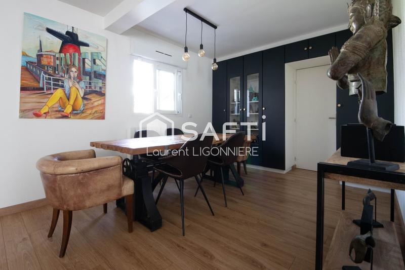 Maison - 208 m² - 7 pièces