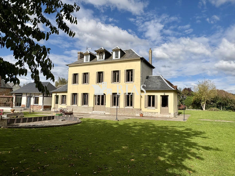 Maison - 142 m² - 7 pièces