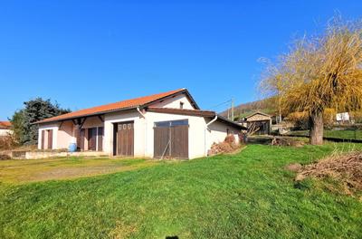 Maison - 102 m² - 4 pièces