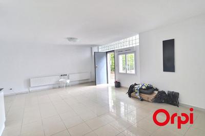 Local commercial - 186 m²