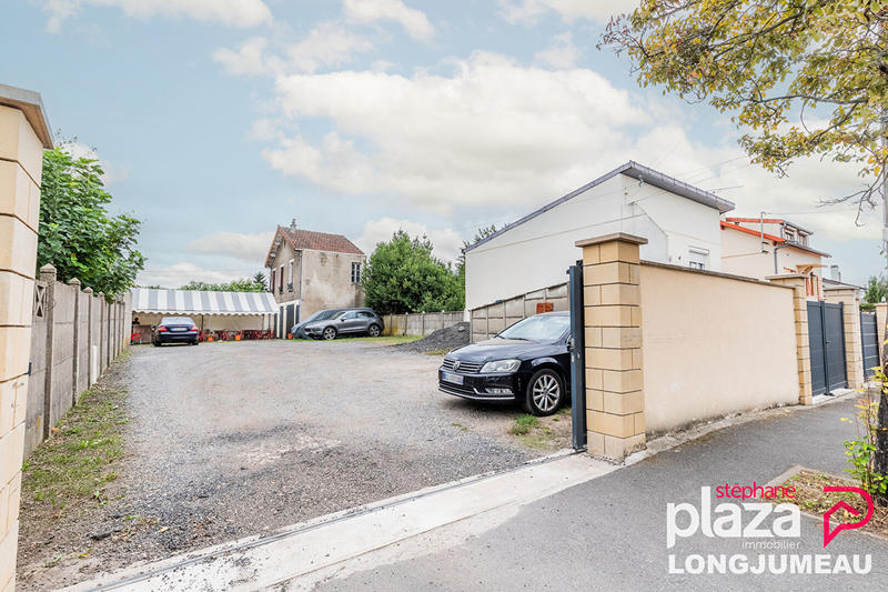 Fonds de commerce - 750 m²