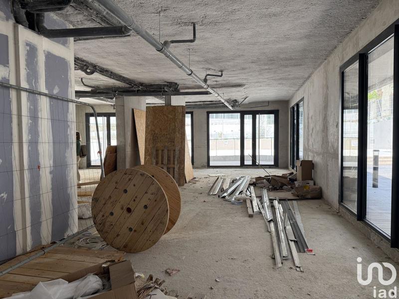 Local commercial - 112 m²