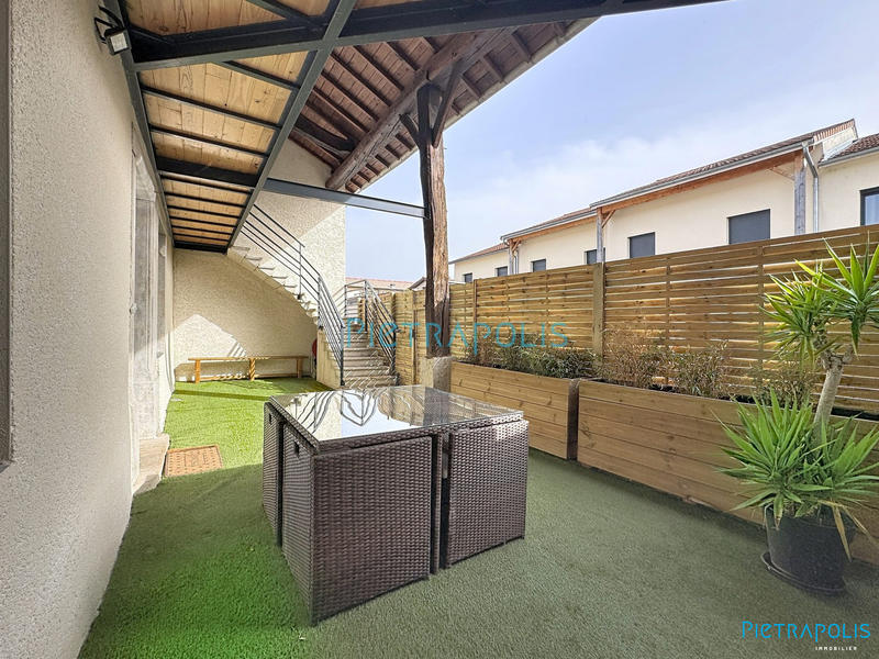 Maison - 137 m² - 6 pièces