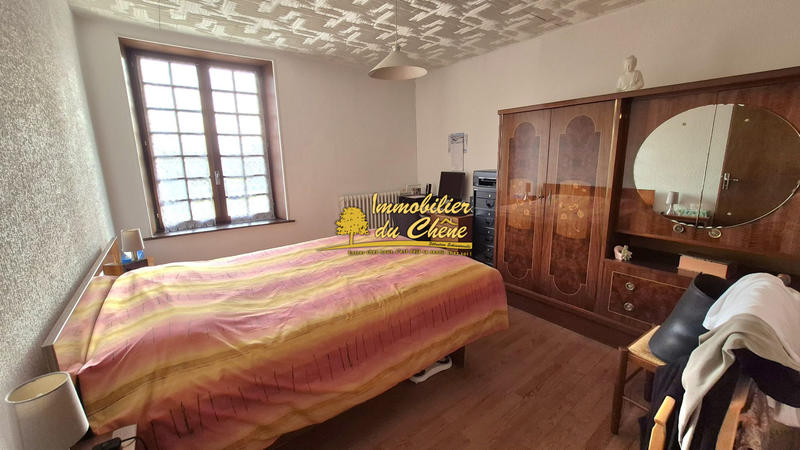 Maison - 99 m² - 5 pièces