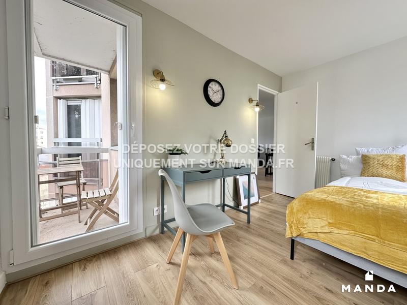 Chambre - 10 m² - 5 pièces