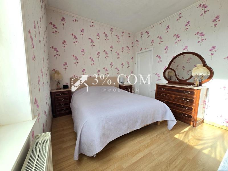 Maison - 210 m² - 6 pièces