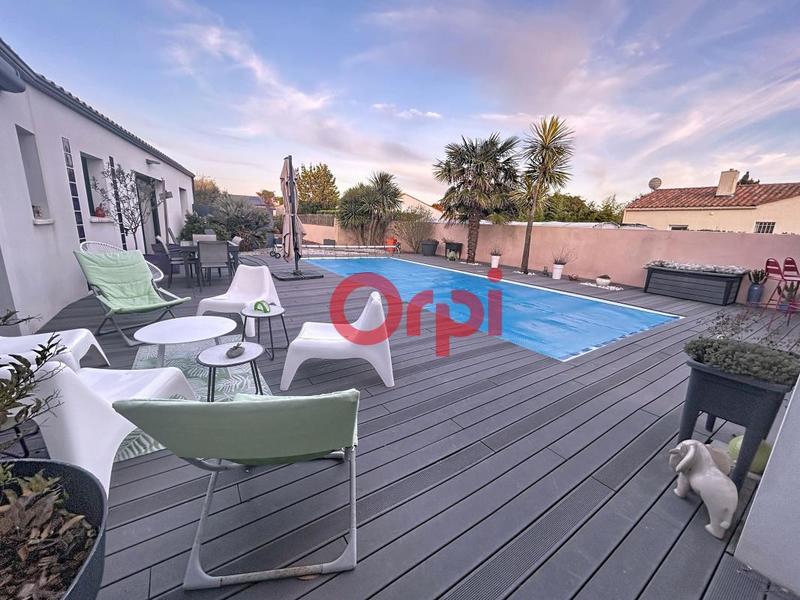 Maison - 169 m² - 5 pièces