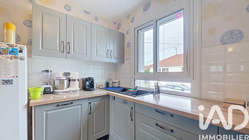 Maison - 80 m² - 5 pièces