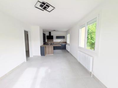 Maison - 77 m² - 4 pièces