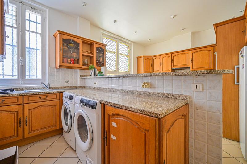 Appartement - 145 m² - 5 pièces