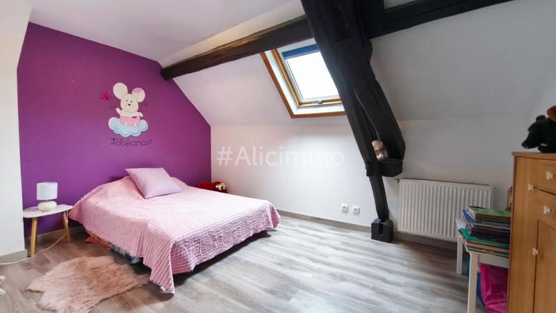 Maison - 195 m² - 7 pièces