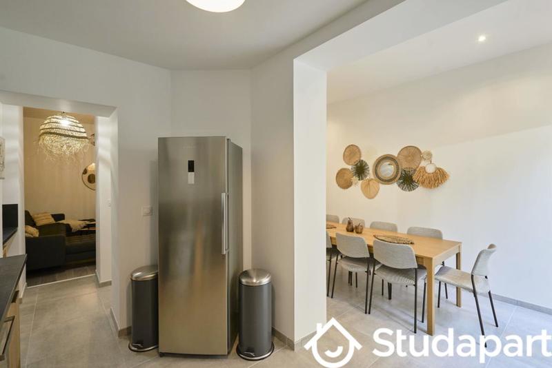 Chambre - 12 m² - 1 pièce