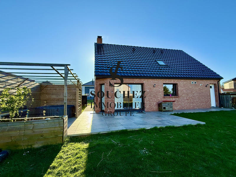 Maison - 105 m² - 6 pièces