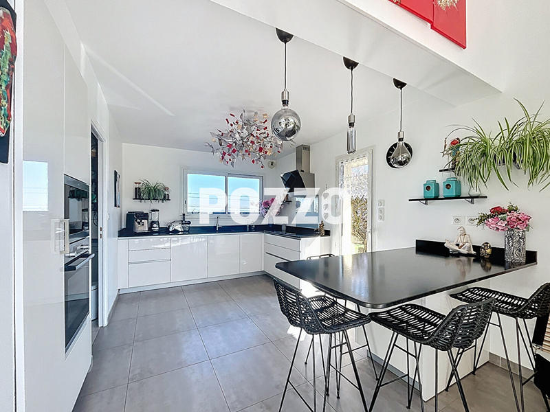 Maison - 154 m² - 6 pièces