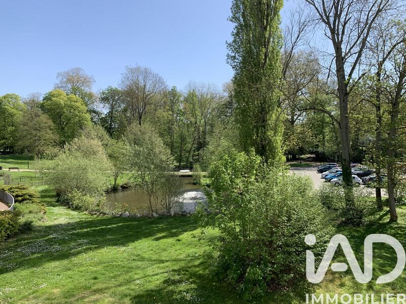 Appartement - 100 m² - 4 pièces