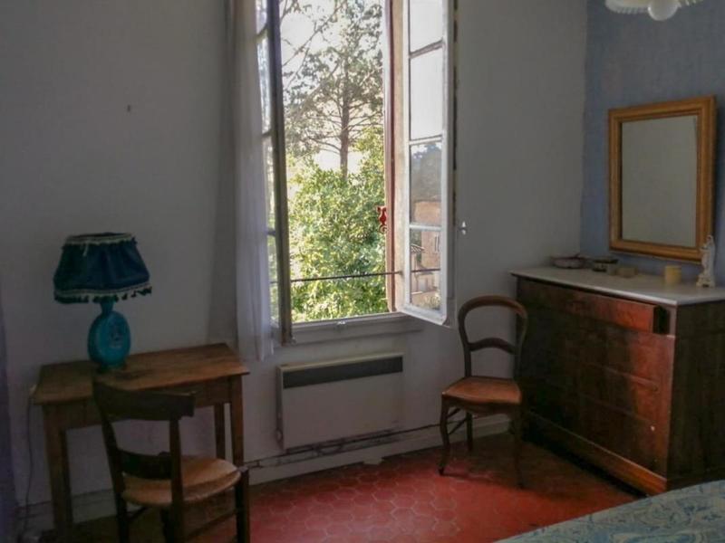 Maison - 240 m² - 9 pièces