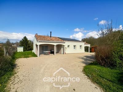 Maison - 120 m² - 6 pièces