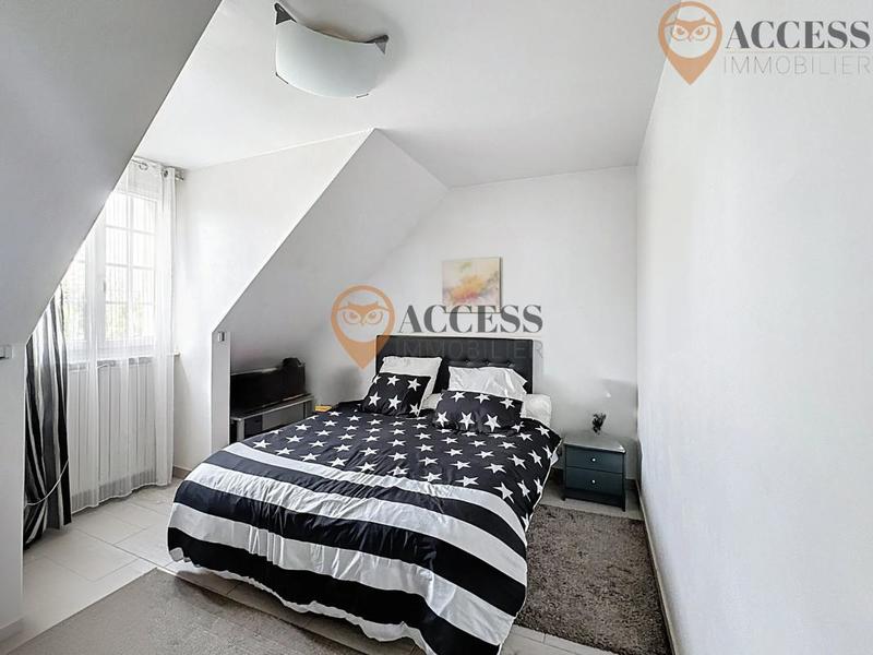 Maison - 180 m² - 8 pièces