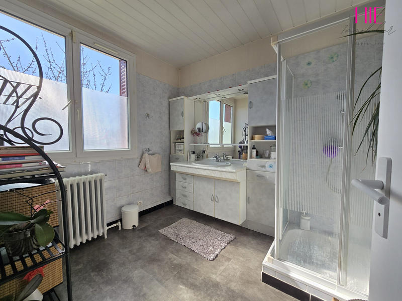 Maison - 100 m² - 6 pièces