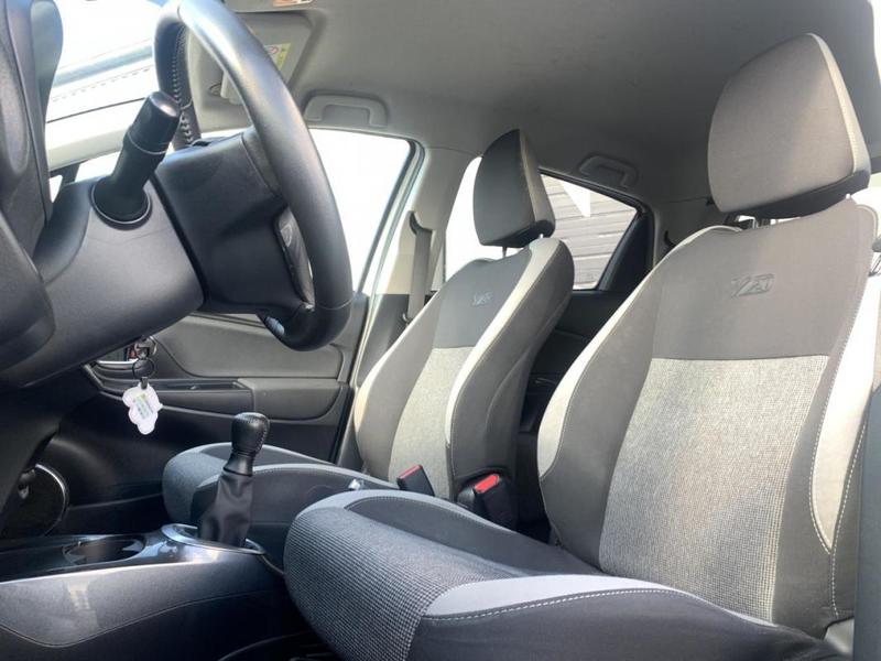 Toyota Yaris 1.0 Vvt-i 70 Ch Design - 1ère Main Garantie 6 Mois