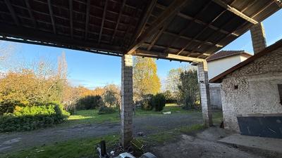 Maison - 250 m² - 7 pièces