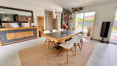 Maison - 110 m² - 4 pièces