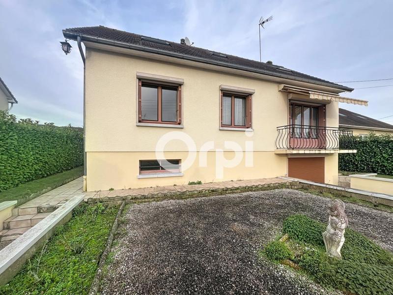 Maison - 102 m² - 5 pièces