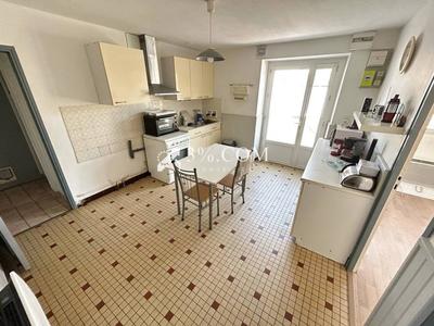 Maison - 80 m² - 4 pièces