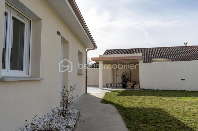 Maison - 95 m² - 4 pièces