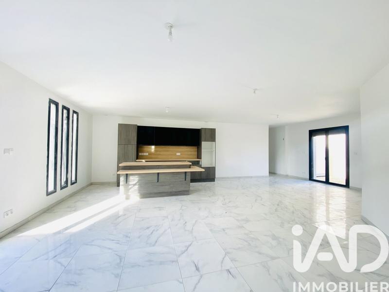 Maison - 108 m² - 4 pièces