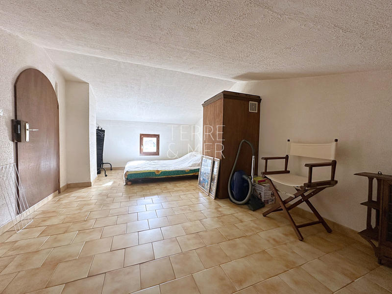 Maison - 64 m² - 4 pièces