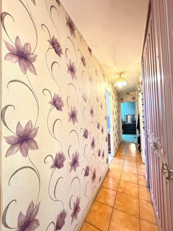 Appartement - 108 m² - 6 pièces