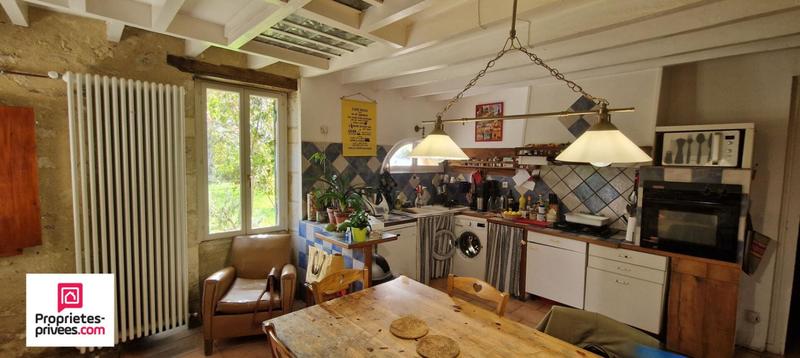 Maison - 235 m² - 7 pièces